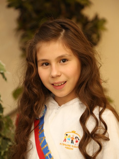 Ангелина Почивалова
