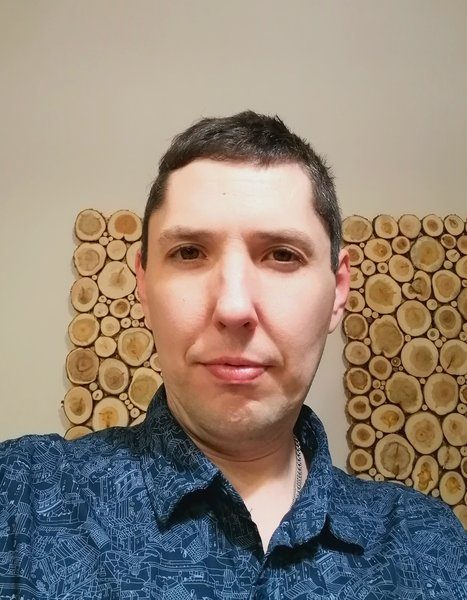 Александр Катников