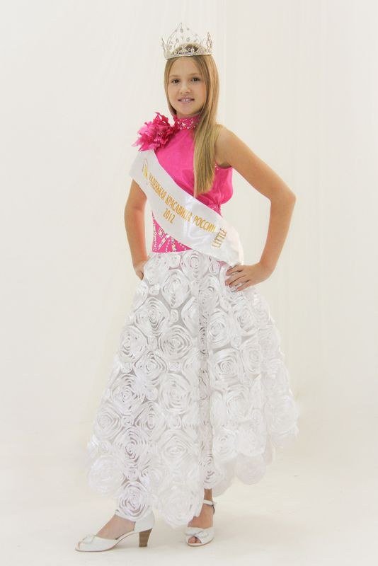 Анастасия Захаренко