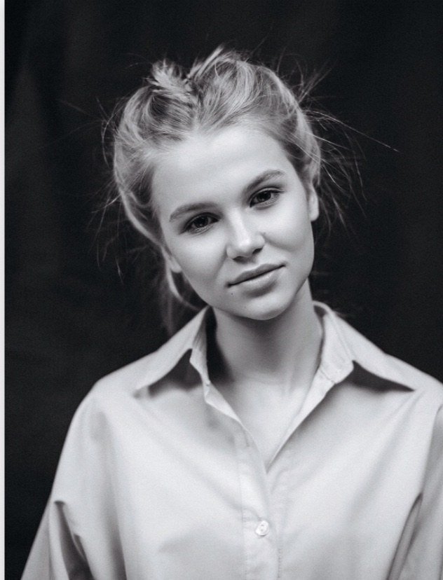 Анна Гарина